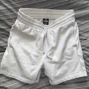 Aritzia Extra Fleece Boyfriend 5” Sweatshorts S